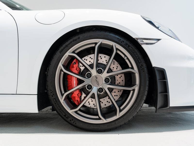 ポルシェ 718 ケイマン GT4 6MT クロノPKG 正規D車 1オーナー 右H レザーインテリアPKG PCMナビ Bカメラ CarPlay キセノンヘッドライト スポーツEX OPカラー 2年保証