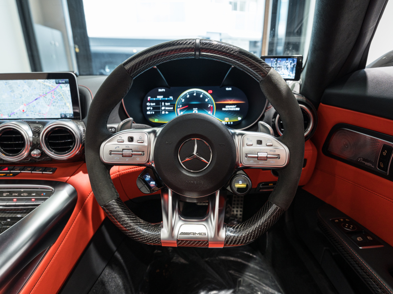 AMG GTS ロードスター 正規D車 後期 OPカラー AMGダイナミックプラス&パフォーマンスシートPKG シートヒーター&ベンチレーター 純正ナビTV バックカメラ Burmesterハイエンド リアアクスル 19&20インチAW 2年保証