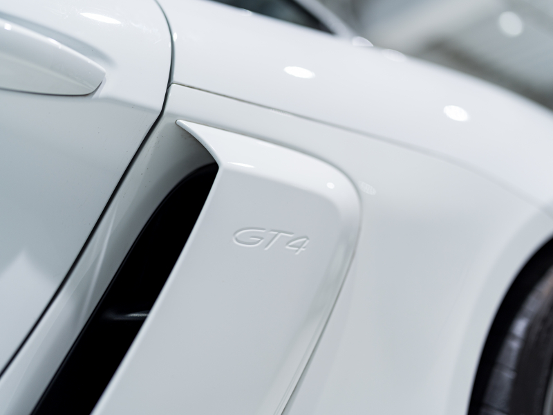 ポルシェ 718 ケイマン GT4 6MT ｸﾗﾌﾞｽﾎﾟｰﾂ&ｸﾛﾉPKG　正規D車 1ｵｰﾅｰ 右H ﾌﾙﾊﾞｹｯﾄｼｰﾄ PCMﾅﾋﾞ Bｶﾒﾗ CarPlay ｷｾﾉﾝﾍｯﾄﾞﾗｲﾄ ｽﾎﾟｰﾂEX 純正20AW