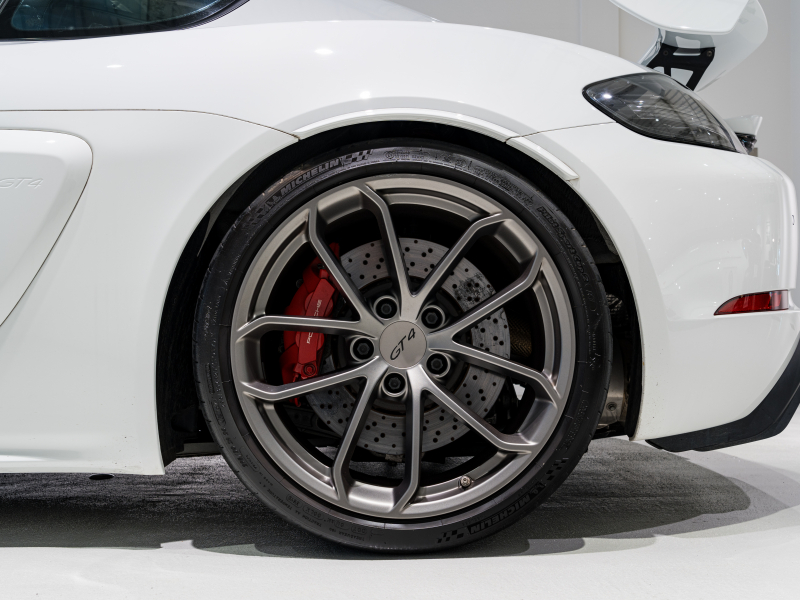 ポルシェ 718 ケイマン GT4 6MT ｸﾗﾌﾞｽﾎﾟｰﾂ&ｸﾛﾉPKG　正規D車 1ｵｰﾅｰ 右H ﾌﾙﾊﾞｹｯﾄｼｰﾄ PCMﾅﾋﾞ Bｶﾒﾗ CarPlay ｷｾﾉﾝﾍｯﾄﾞﾗｲﾄ ｽﾎﾟｰﾂEX 純正20AW