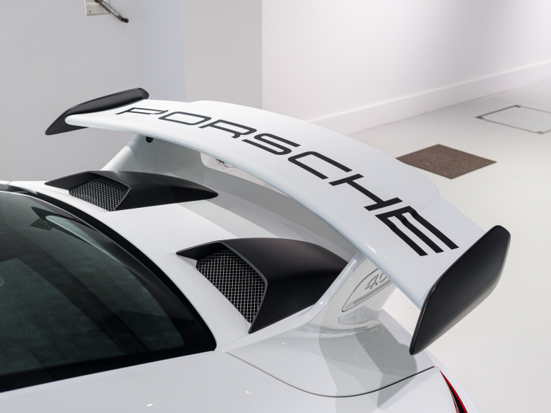 ポルシェ 911(Type991.2) GT3 ｸﾗﾌﾞｽﾎﾟｰﾂPKG　正規D車 ﾌﾙﾊﾞｹｯﾄｼｰﾄ 純正PCMﾅﾋﾞ ﾘﾊﾞｰｼﾝｸﾞｶﾒﾗ CarPlay PowerCraftﾌﾙｴｷ BBS専用20AW