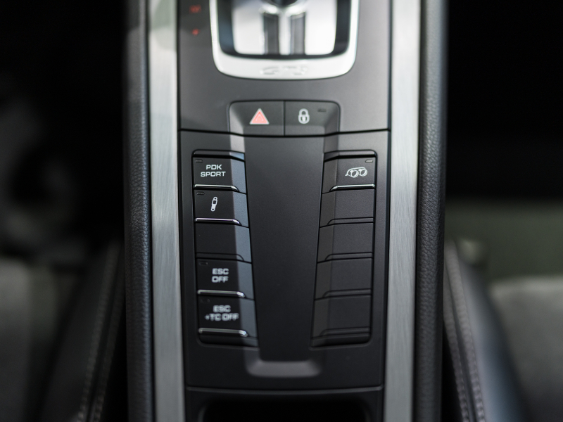 ポルシェ 911(Type991.2) GT3 ｸﾗﾌﾞｽﾎﾟｰﾂPKG　正規D車 ﾌﾙﾊﾞｹｯﾄｼｰﾄ 純正PCMﾅﾋﾞ ﾘﾊﾞｰｼﾝｸﾞｶﾒﾗ CarPlay PowerCraftﾌﾙｴｷ BBS専用20AW