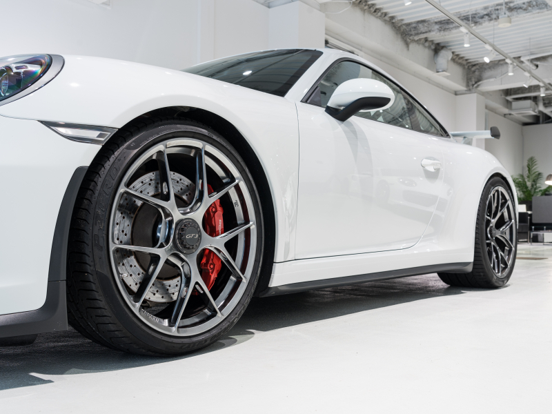 ポルシェ 911(Type991.2) GT3 ｸﾗﾌﾞｽﾎﾟｰﾂPKG　正規D車 ﾌﾙﾊﾞｹｯﾄｼｰﾄ 純正PCMﾅﾋﾞ ﾘﾊﾞｰｼﾝｸﾞｶﾒﾗ CarPlay PowerCraftﾌﾙｴｷ BBS専用20AW