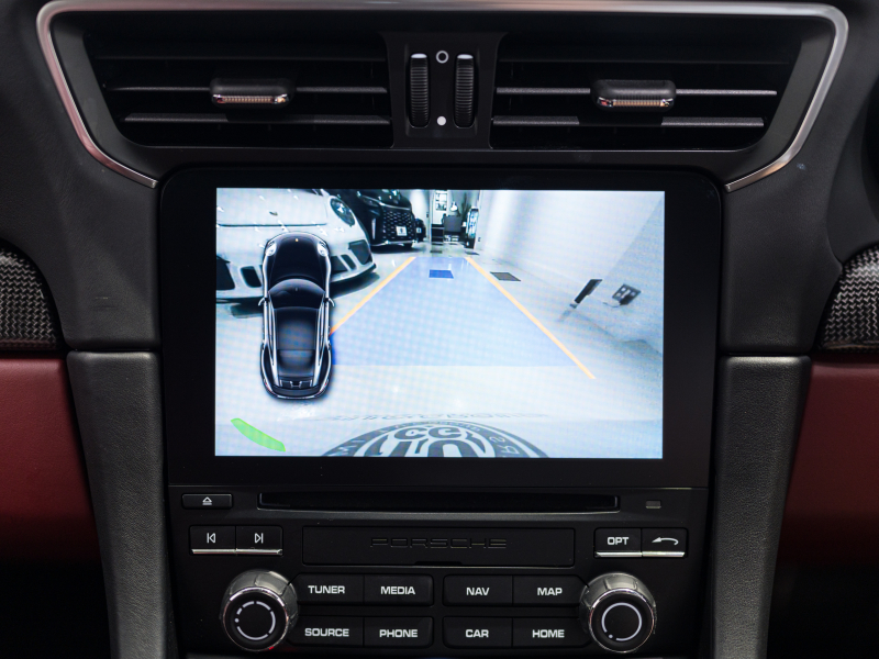 ポルシェ 911(Type991.2) ﾀｰﾎﾞS ｽﾎﾟｰﾂｸﾛﾉPKG　正規D車 ﾚｻﾞｰｲﾝﾃﾘｱ 赤革 PCMﾅﾋﾞ ﾘﾊﾞｰｼﾝｸﾞｶﾒﾗ ﾊﾟｰｸｱｼｽﾄ Carplay PCCB BOSEｻｳﾝﾄﾞ OPｶﾗｰ 　2年保証付