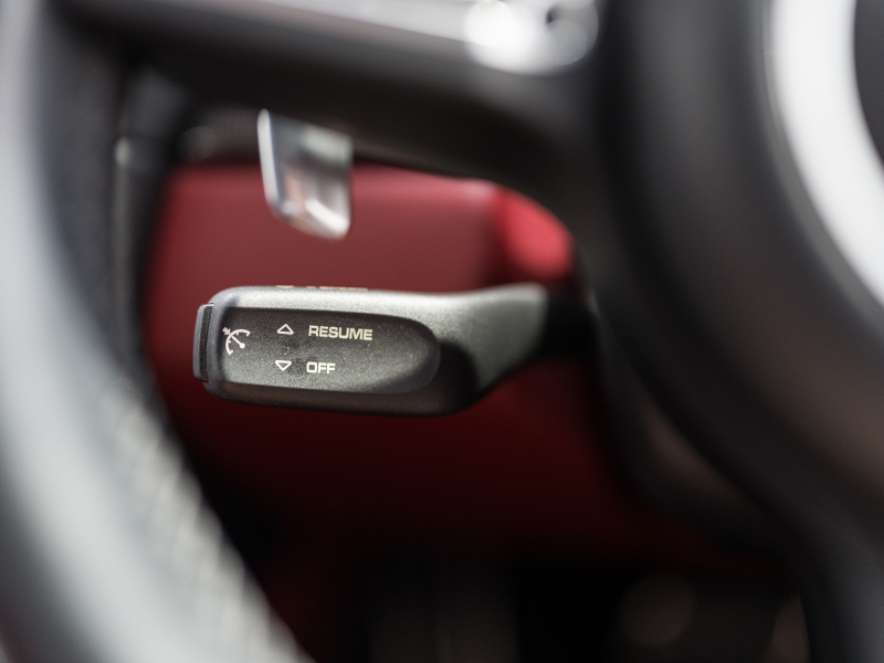 ポルシェ 911(Type991.2) ﾀｰﾎﾞS ｽﾎﾟｰﾂｸﾛﾉPKG　正規D車 ﾚｻﾞｰｲﾝﾃﾘｱ 赤革 PCMﾅﾋﾞ ﾘﾊﾞｰｼﾝｸﾞｶﾒﾗ ﾊﾟｰｸｱｼｽﾄ Carplay PCCB BOSEｻｳﾝﾄﾞ OPｶﾗｰ 　2年保証付