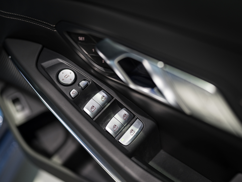 アルピナ D3 S Limousine Allrad　正規D車 1ｵｰﾅｰ OPｶﾗｰ ｱﾙﾋﾟﾅｾｰﾌﾃｨPKG ﾌﾙﾚｻﾞｰﾒﾘﾉ 黒革 ｻﾝﾙｰﾌ 純正iDriveﾅﾋﾞ ﾌﾙｾｸﾞTV CarPlay BMWﾚｰｻﾞｰﾗｲﾄ ｸﾗｼｯｸ20AW　2年保証