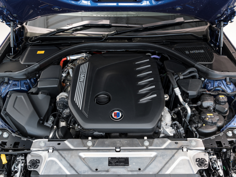 アルピナ D3 S Limousine Allrad　正規D車 1ｵｰﾅｰ OPｶﾗｰ ｱﾙﾋﾟﾅｾｰﾌﾃｨPKG ﾌﾙﾚｻﾞｰﾒﾘﾉ 黒革 ｻﾝﾙｰﾌ 純正iDriveﾅﾋﾞ ﾌﾙｾｸﾞTV CarPlay BMWﾚｰｻﾞｰﾗｲﾄ ｸﾗｼｯｸ20AW　2年保証