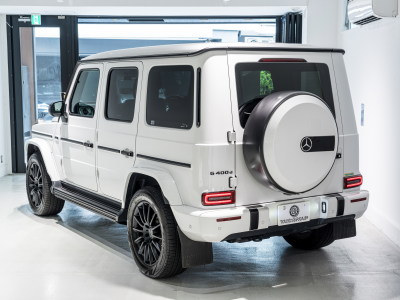 メルセデスベンツ Gクラス G400d AMGﾗｲﾝ ﾗｸﾞｼﾞｭｱﾘｰPKG　正規D車 ﾅｲﾄPKG仕様 右H Meｺﾈｸﾄ 黒革 ｻﾝﾙｰﾌ 純正ﾅﾋﾞTV Burmester 電動ｻｲﾄﾞｽﾃｯﾌﾟ ﾌﾞﾗｯｸﾍﾟｲﾝﾄ20AW　2年保証