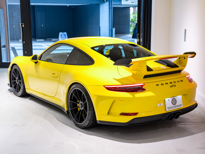 ポルシェ 911(Type991.2) GT3 クラブスポーツ&スポーツクロノPKG 正規D車 Fリフター PCCB フルバケットシート 純正PCMナビ リバーシングカメラ CarPlay LEDヘッドライト 20AW 2年保証
