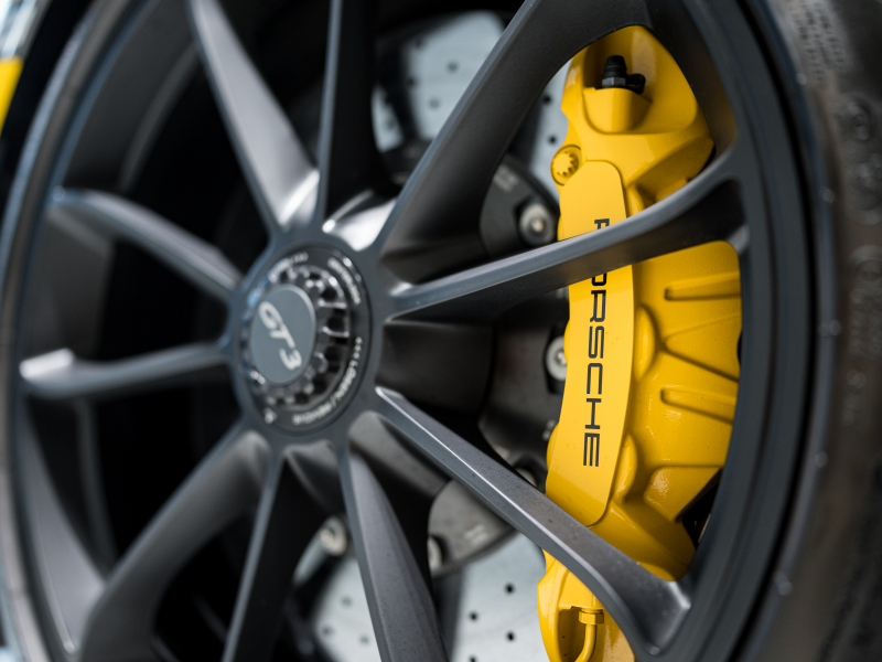 ポルシェ 911(Type991.2) GT3 クラブスポーツ&スポーツクロノPKG 正規D車 Fリフター PCCB フルバケットシート 純正PCMナビ リバーシングカメラ CarPlay LEDヘッドライト 20AW 2年保証