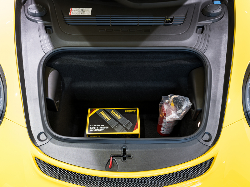 ポルシェ 911(Type991.2) GT3 クラブスポーツ&スポーツクロノPKG 正規D車 Fリフター PCCB フルバケットシート 純正PCMナビ リバーシングカメラ CarPlay LEDヘッドライト 20AW 2年保証