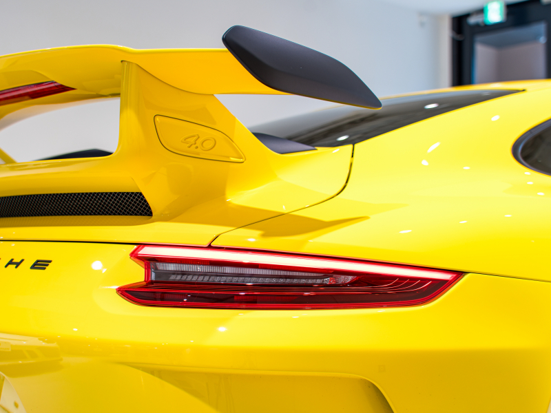 ポルシェ 911(Type991.2) GT3 クラブスポーツ&スポーツクロノPKG 正規D車 Fリフター PCCB フルバケットシート 純正PCMナビ リバーシングカメラ CarPlay LEDヘッドライト 20AW 2年保証