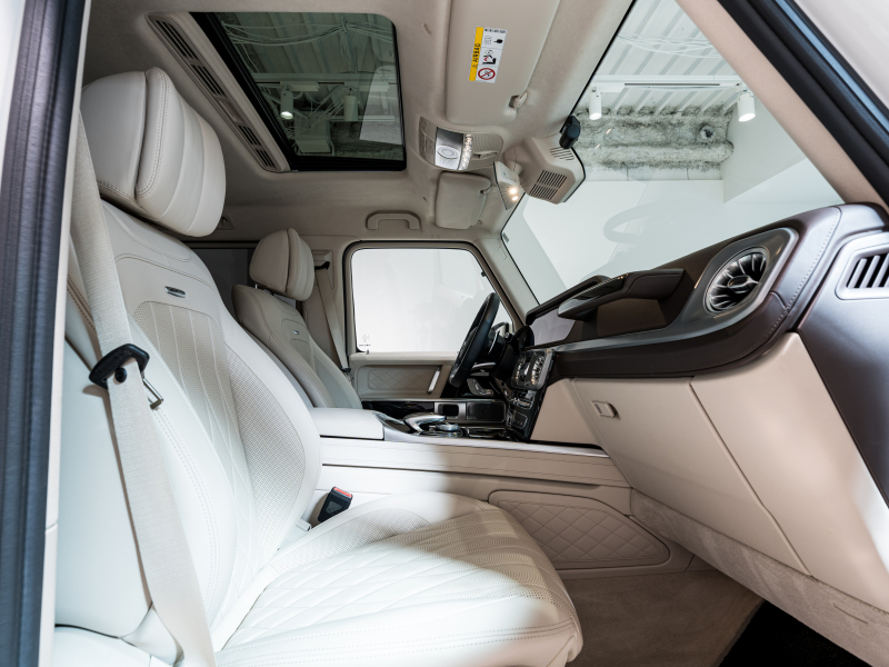 AMG Gクラス G63 AMGﾚｻﾞｰｴｸｽｸﾙｰｼﾌﾞPKG　正規D車 左H 1ｵｰﾅｰ Meｺﾈｸﾄ ﾏｷｱｰﾄﾍﾞｰｼﾞｭ革 ｻﾝﾙｰﾌ 純正ﾅﾋﾞTV Burmester AMGﾊﾟﾌｫｰﾏﾝｽEX AMG20ｲﾝﾁAW　2年保証