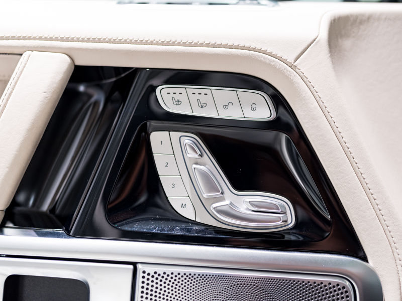 AMG Gクラス G63 AMGﾚｻﾞｰｴｸｽｸﾙｰｼﾌﾞPKG　正規D車 左H 1ｵｰﾅｰ Meｺﾈｸﾄ ﾏｷｱｰﾄﾍﾞｰｼﾞｭ革 ｻﾝﾙｰﾌ 純正ﾅﾋﾞTV Burmester AMGﾊﾟﾌｫｰﾏﾝｽEX AMG20ｲﾝﾁAW　2年保証