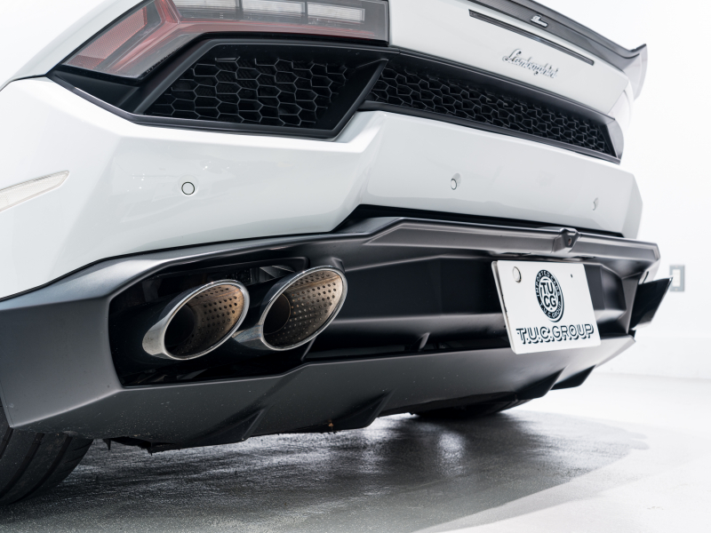 ランボルギーニ ウラカン Spyder LP580-2　正規D車 Bianco Icarus ﾌﾛﾝﾄﾘﾌﾀｰ ﾌﾙ電動ｼｰﾄ Q-citura 純正ﾅﾋﾞ ﾘｱｶﾒﾗ ﾏｸﾞﾈﾄﾚｵﾛｼﾞｶﾙｻｽ NOVITECｻｽ ｽﾎﾟｰﾂｴｷｿﾞｰｽﾄ 鍛造20AW