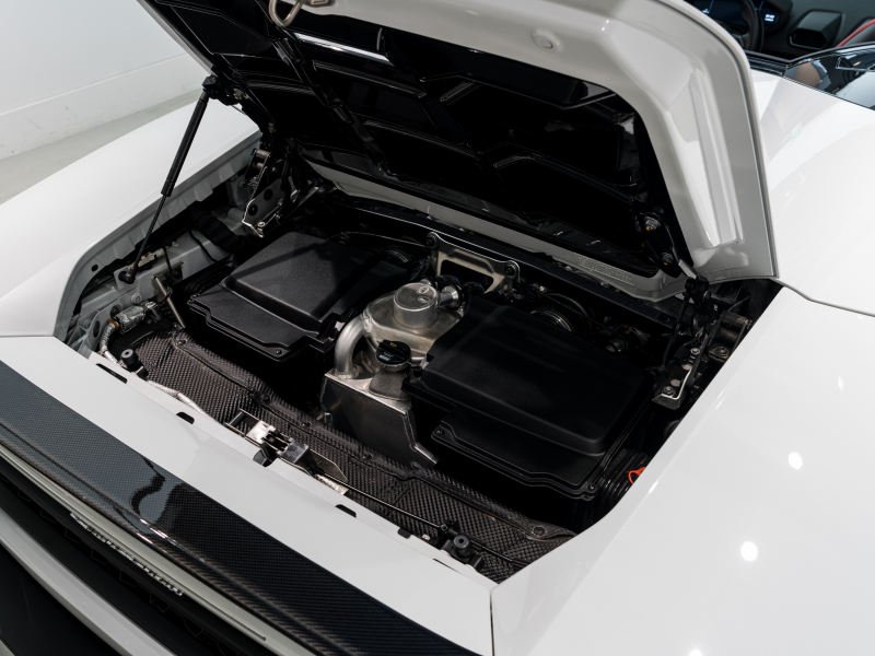 ランボルギーニ ウラカン Spyder LP580-2　正規D車 Bianco Icarus ﾌﾛﾝﾄﾘﾌﾀｰ ﾌﾙ電動ｼｰﾄ Q-citura 純正ﾅﾋﾞ ﾘｱｶﾒﾗ ﾏｸﾞﾈﾄﾚｵﾛｼﾞｶﾙｻｽ NOVITECｻｽ ｽﾎﾟｰﾂｴｷｿﾞｰｽﾄ 鍛造20AW