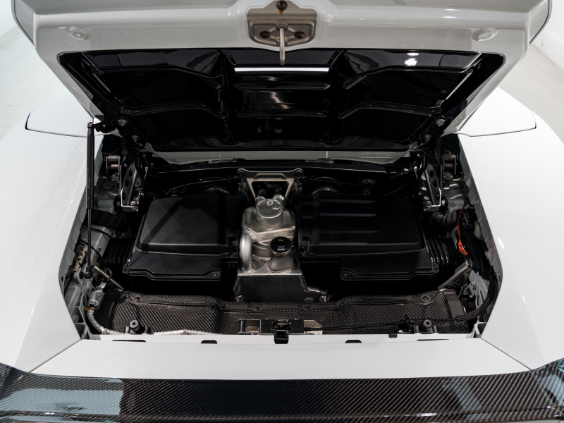 ランボルギーニ ウラカン Spyder LP580-2　正規D車 Bianco Icarus ﾌﾛﾝﾄﾘﾌﾀｰ ﾌﾙ電動ｼｰﾄ Q-citura 純正ﾅﾋﾞ ﾘｱｶﾒﾗ ﾏｸﾞﾈﾄﾚｵﾛｼﾞｶﾙｻｽ NOVITECｻｽ ｽﾎﾟｰﾂｴｷｿﾞｰｽﾄ 鍛造20AW