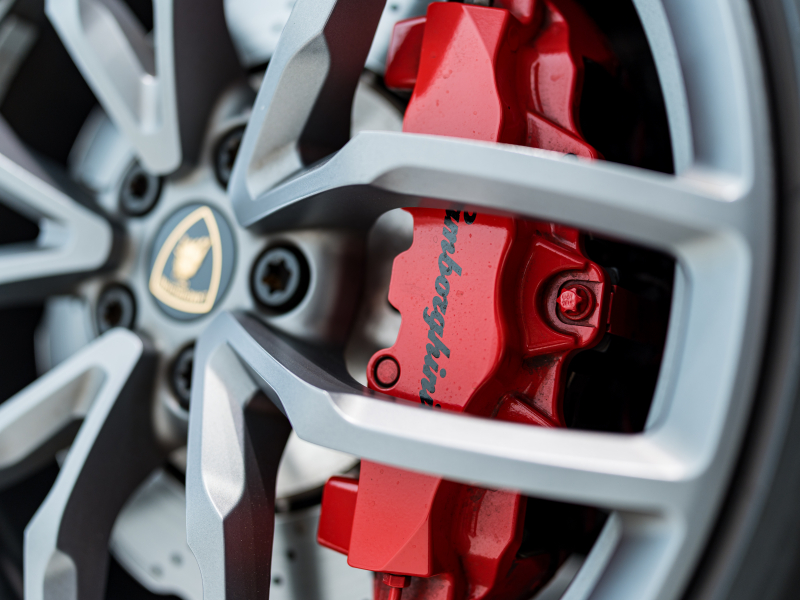 ランボルギーニ ウラカン Spyder LP580-2　正規D車 Bianco Icarus ﾌﾛﾝﾄﾘﾌﾀｰ ﾌﾙ電動ｼｰﾄ Q-citura 純正ﾅﾋﾞ ﾘｱｶﾒﾗ ﾏｸﾞﾈﾄﾚｵﾛｼﾞｶﾙｻｽ NOVITECｻｽ ｽﾎﾟｰﾂｴｷｿﾞｰｽﾄ 鍛造20AW