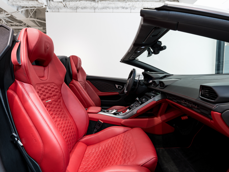 ランボルギーニ ウラカン Spyder LP580-2　正規D車 Bianco Icarus ﾌﾛﾝﾄﾘﾌﾀｰ ﾌﾙ電動ｼｰﾄ Q-citura 純正ﾅﾋﾞ ﾘｱｶﾒﾗ ﾏｸﾞﾈﾄﾚｵﾛｼﾞｶﾙｻｽ NOVITECｻｽ ｽﾎﾟｰﾂｴｷｿﾞｰｽﾄ 鍛造20AW