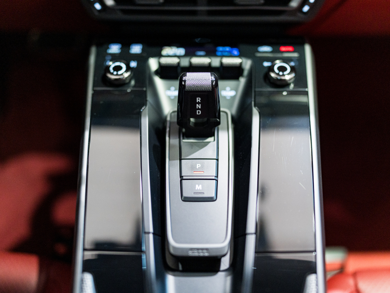 ポルシェ 911(Type992) ｶﾚﾗ4S ｽﾎﾟｰﾂｸﾛﾉPKG　正規D車 左H Fﾘﾌﾄ PDCC ｴﾝﾄﾘｰD ﾌﾙﾚｻﾞｰｲﾝﾃﾘｱ ﾎﾞﾙﾄﾞｰﾚｯﾄﾞ革 軽量ｶｰﾎﾞﾝﾙｰﾌ 純正PCMﾅﾋﾞ CarPlay ACC ｻﾗｳﾝﾄﾞｶﾒﾗ ｶﾚﾗS20/21AW　2年保証