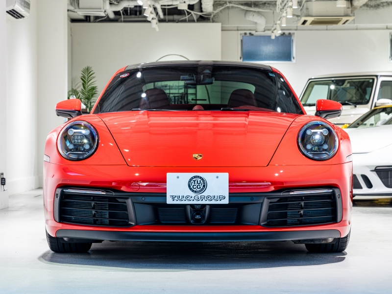 ポルシェ 911(Type992) ｶﾚﾗ4S ｽﾎﾟｰﾂｸﾛﾉPKG　正規D車 左H Fﾘﾌﾄ PDCC ｴﾝﾄﾘｰD ﾌﾙﾚｻﾞｰｲﾝﾃﾘｱ ﾎﾞﾙﾄﾞｰﾚｯﾄﾞ革 軽量ｶｰﾎﾞﾝﾙｰﾌ 純正PCMﾅﾋﾞ CarPlay ACC ｻﾗｳﾝﾄﾞｶﾒﾗ ｶﾚﾗS20/21AW　2年保証