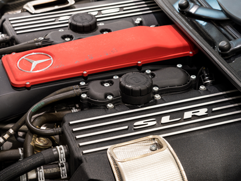 メルセデスベンツ SLRマクラーレン 正規ﾃﾞｨｰﾗｰ車 国内22台限定 ｼﾙﾊﾞｰｱﾛｰﾚｻﾞｰ ﾀｰﾋﾞﾝﾃﾞｻﾞｲﾝAW CFRPﾓﾉｺｯｸ C-BRAKE ｱﾀﾞﾌﾟﾃｨﾌﾞｽﾎﾟｲﾗｰ 社外ﾅﾋﾞ ﾊﾞｯｸｶﾒﾗ BOSEｻｳﾝﾄﾞ