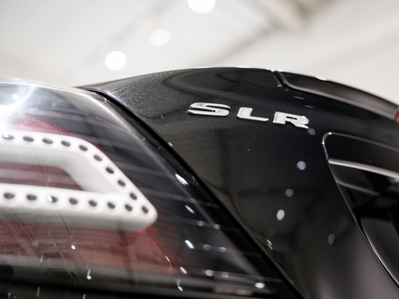 メルセデスベンツ SLRマクラーレン 正規ﾃﾞｨｰﾗｰ車 国内22台限定 ｼﾙﾊﾞｰｱﾛｰﾚｻﾞｰ ﾀｰﾋﾞﾝﾃﾞｻﾞｲﾝAW CFRPﾓﾉｺｯｸ C-BRAKE ｱﾀﾞﾌﾟﾃｨﾌﾞｽﾎﾟｲﾗｰ 社外ﾅﾋﾞ ﾊﾞｯｸｶﾒﾗ BOSEｻｳﾝﾄﾞ