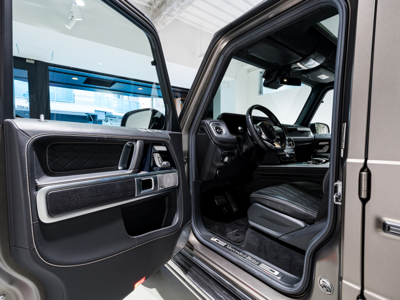 メルセデスベンツ Gクラス G400d STRONGER THAN TIME Edition　正規D車 国内40台限定 ﾗｸﾞｼﾞｭｱﾘｰPKG 黒革 SR ﾍﾞﾝﾁﾚｰﾀｰ 純正ﾅﾋﾞTV ﾌﾙｾｸﾞ CarPlay Burmester ﾅｲﾄPKGﾏｸﾞﾉ 20AW　2年保証