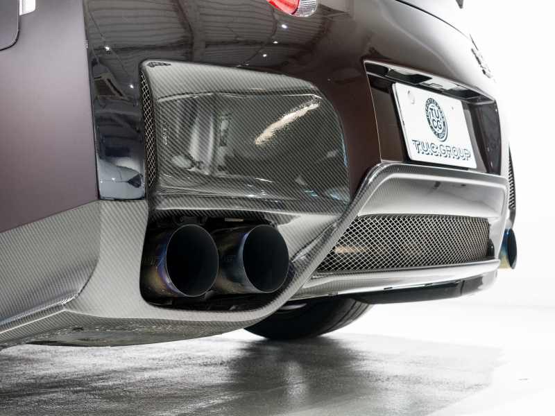 日産 GT-R Spec V　ｵﾘｼﾞﾅﾙｶｰﾎﾞﾝﾎﾞﾃﾞｨ 強化ｸﾗｯﾁ ﾊｲﾌﾛｰﾀｰﾋﾞﾝ SAURUSﾁｭｰﾝ800馬力 ﾄﾗｽﾄﾏﾌﾗｰ RECAROﾊﾞｹｯﾄｼｰﾄ 純正ﾅﾋﾞ BOSE 大口径ﾌﾞﾚｰｷﾃﾞｨｽｸ 各種ｶｽﾀﾑ多数