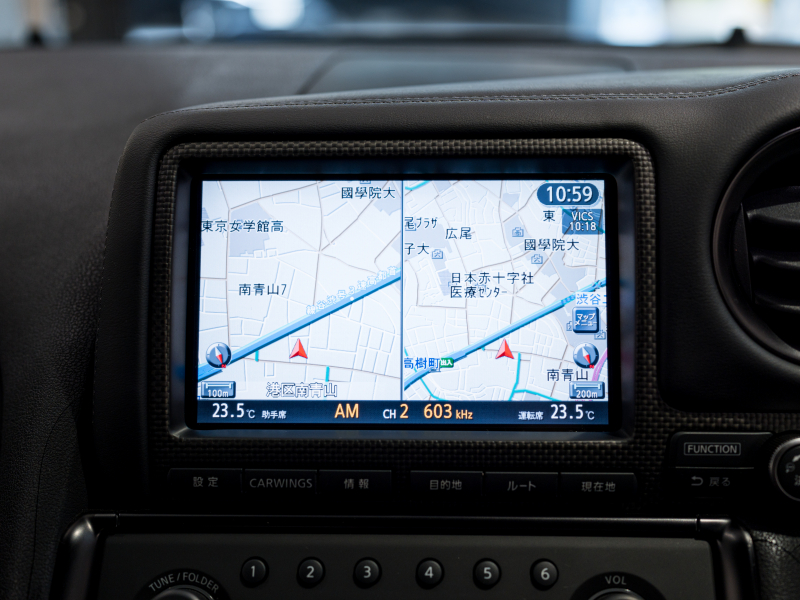 日産 GT-R Spec V　ｵﾘｼﾞﾅﾙｶｰﾎﾞﾝﾎﾞﾃﾞｨ 強化ｸﾗｯﾁ ﾊｲﾌﾛｰﾀｰﾋﾞﾝ SAURUSﾁｭｰﾝ800馬力 ﾄﾗｽﾄﾏﾌﾗｰ RECAROﾊﾞｹｯﾄｼｰﾄ 純正ﾅﾋﾞ BOSE 大口径ﾌﾞﾚｰｷﾃﾞｨｽｸ 各種ｶｽﾀﾑ多数