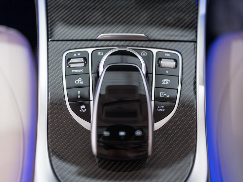 AMG Gクラス G63 AMGﾚｻﾞｰｴｸｽｸﾙｰｼﾌﾞPKG　正規D車 右H Meｺﾈｸﾄ ﾏｷｱｰﾄﾍﾞｰｼﾞｭ革 ｻﾝﾙｰﾌ 純正ﾅﾋﾞTV Burmester AMGﾊﾟﾌｫｰﾏﾝｽEX AMG22ｲﾝﾁAW 電動ｻｲﾄﾞｽﾃｯﾌﾟ ﾛｰﾀﾞｳﾝ　2年保証