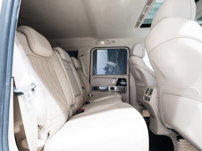 AMG Gクラス G63 AMGﾚｻﾞｰｴｸｽｸﾙｰｼﾌﾞPKG　正規D車 右H Meｺﾈｸﾄ ﾏｷｱｰﾄﾍﾞｰｼﾞｭ革 ｻﾝﾙｰﾌ 純正ﾅﾋﾞTV Burmester AMGﾊﾟﾌｫｰﾏﾝｽEX AMG22ｲﾝﾁAW 電動ｻｲﾄﾞｽﾃｯﾌﾟ ﾛｰﾀﾞｳﾝ　2年保証