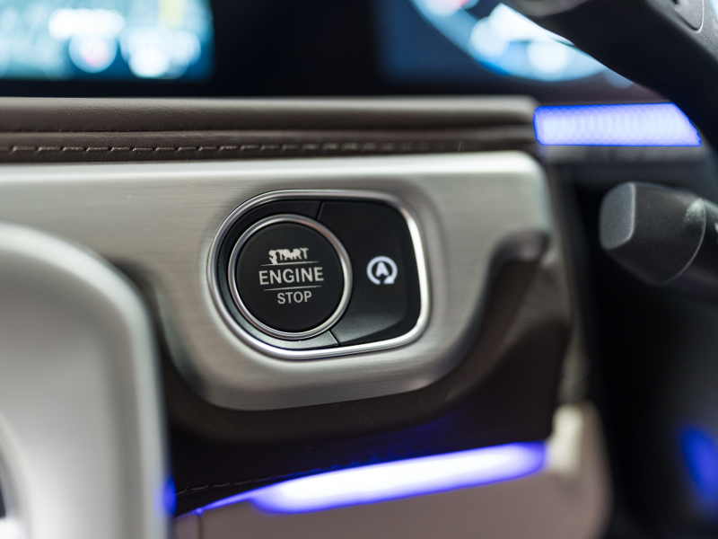 AMG Gクラス G63 AMGﾚｻﾞｰｴｸｽｸﾙｰｼﾌﾞPKG　正規D車 右H Meｺﾈｸﾄ ﾏｷｱｰﾄﾍﾞｰｼﾞｭ革 ｻﾝﾙｰﾌ 純正ﾅﾋﾞTV Burmester AMGﾊﾟﾌｫｰﾏﾝｽEX AMG22ｲﾝﾁAW 電動ｻｲﾄﾞｽﾃｯﾌﾟ ﾛｰﾀﾞｳﾝ　2年保証