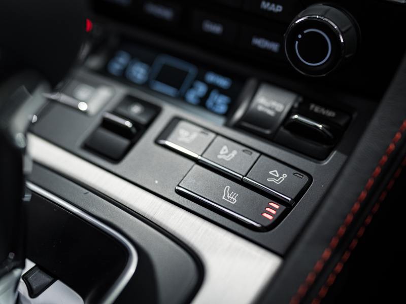 ポルシェ 718 ケイマン GT4 PDK ｽﾎﾟｰﾂｸﾛﾉPKG　正規D車 右H ﾌﾙﾚｻﾞｰｲﾝﾃﾘｱ 18wayｱﾀﾞﾌﾟﾃｨﾌﾞｽﾎﾟｰﾂｼｰﾄ PCMﾅﾋﾞ Bｶﾒﾗ CarPlay BOSE LEDﾍｯﾄﾞﾗｲﾄPDLS+ ｱｸﾗﾎﾟﾘﾝｸﾊﾟｲﾌﾟ 純正20AW