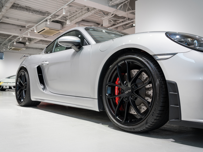 ポルシェ 718 ケイマン GT4 PDK ｽﾎﾟｰﾂｸﾛﾉPKG　正規D車 右H ﾌﾙﾚｻﾞｰｲﾝﾃﾘｱ 18wayｱﾀﾞﾌﾟﾃｨﾌﾞｽﾎﾟｰﾂｼｰﾄ PCMﾅﾋﾞ Bｶﾒﾗ CarPlay BOSE LEDﾍｯﾄﾞﾗｲﾄPDLS+ ｱｸﾗﾎﾟﾘﾝｸﾊﾟｲﾌﾟ 純正20AW