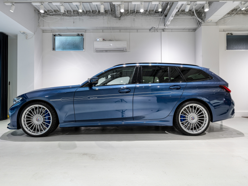 アルピナ D3 S Allrad Touring　正規D車 1ｵｰﾅｰ ｾｰﾌﾃｨPKG ACC ﾌﾙﾚｻﾞｰﾒﾘﾉ ﾀﾙﾄｩｰﾌｫ ﾊﾟﾉﾗﾏSR 全席ﾋｰﾀｰ 純正ﾅﾋﾞ 360ｶﾒﾗ harman/kardon HUD　新車保証継承可