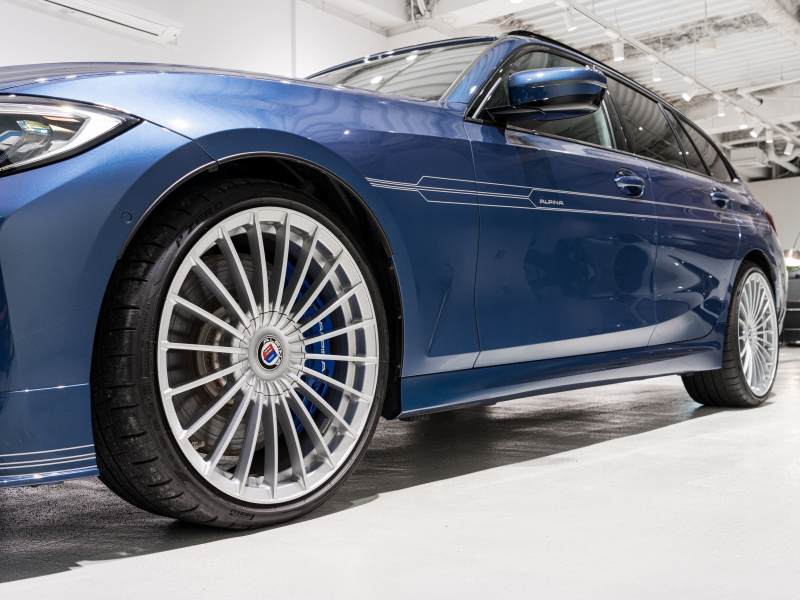 アルピナ D3 S Allrad Touring　正規D車 1ｵｰﾅｰ ｾｰﾌﾃｨPKG ACC ﾌﾙﾚｻﾞｰﾒﾘﾉ ﾀﾙﾄｩｰﾌｫ ﾊﾟﾉﾗﾏSR 全席ﾋｰﾀｰ 純正ﾅﾋﾞ 360ｶﾒﾗ harman/kardon HUD　新車保証継承可