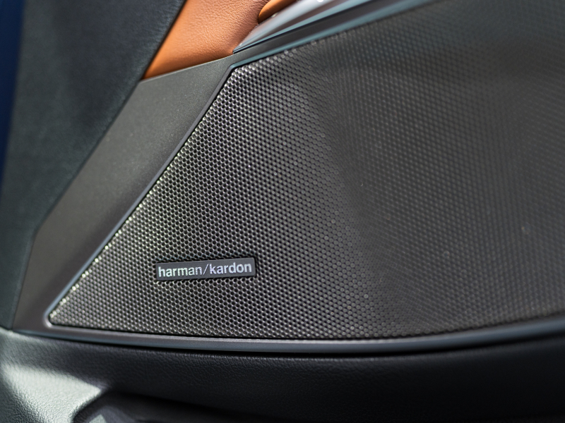 アルピナ D3 S Allrad Touring　正規D車 1ｵｰﾅｰ ｾｰﾌﾃｨPKG ACC ﾌﾙﾚｻﾞｰﾒﾘﾉ ﾀﾙﾄｩｰﾌｫ ﾊﾟﾉﾗﾏSR 全席ﾋｰﾀｰ 純正ﾅﾋﾞ 360ｶﾒﾗ harman/kardon HUD　新車保証継承可