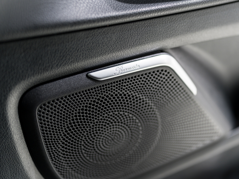 メルセデスベンツ Vクラス V220d ｽﾎﾟｰﾂ ﾛﾝｸﾞ ﾚｰﾀﾞｰP　ﾏｲﾊﾞｯﾊ仕様 ｴｸﾞｾｸﾃｨﾌﾞｼｰﾄ TVﾓﾆﾀｰ付ﾊﾟｰﾃｰｼｮﾝ ﾊﾟﾉﾗﾏSR 4人乗り