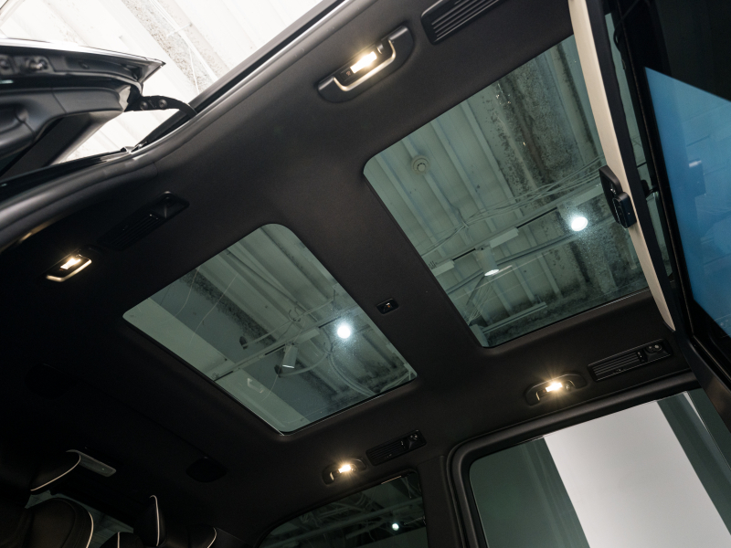 メルセデスベンツ Vクラス V220d ｽﾎﾟｰﾂ ﾛﾝｸﾞ ﾚｰﾀﾞｰP　ﾏｲﾊﾞｯﾊ仕様 ｴｸﾞｾｸﾃｨﾌﾞｼｰﾄ TVﾓﾆﾀｰ付ﾊﾟｰﾃｰｼｮﾝ ﾊﾟﾉﾗﾏSR 4人乗り