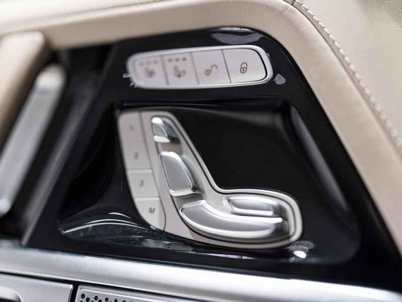 AMG Gクラス G63 AMGレザーエクスクルーシブPKG 正規D車 左H Meコネクト マキアートベージュ革 サンルーフ 純正ナビTV Burmester AMGパフォーマンスEX AMG20インチAW OPカラー 2年保証