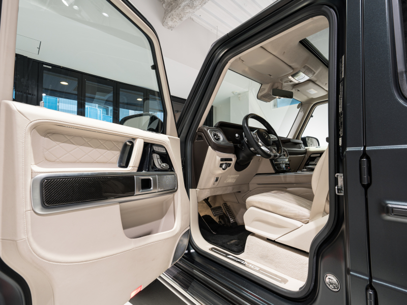 AMG Gクラス G63 AMGレザーエクスクルーシブPKG 正規D車 左H Meコネクト マキアートベージュ革 サンルーフ 純正ナビTV Burmester AMGパフォーマンスEX AMG20インチAW OPカラー 2年保証