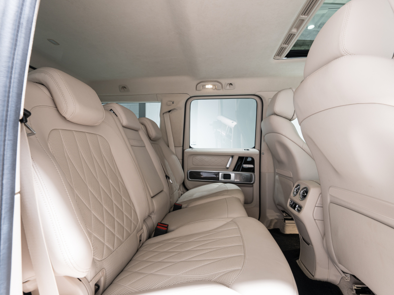AMG Gクラス G63 AMGレザーエクスクルーシブPKG 正規D車 左H Meコネクト マキアートベージュ革 サンルーフ 純正ナビTV Burmester AMGパフォーマンスEX AMG20インチAW OPカラー 2年保証