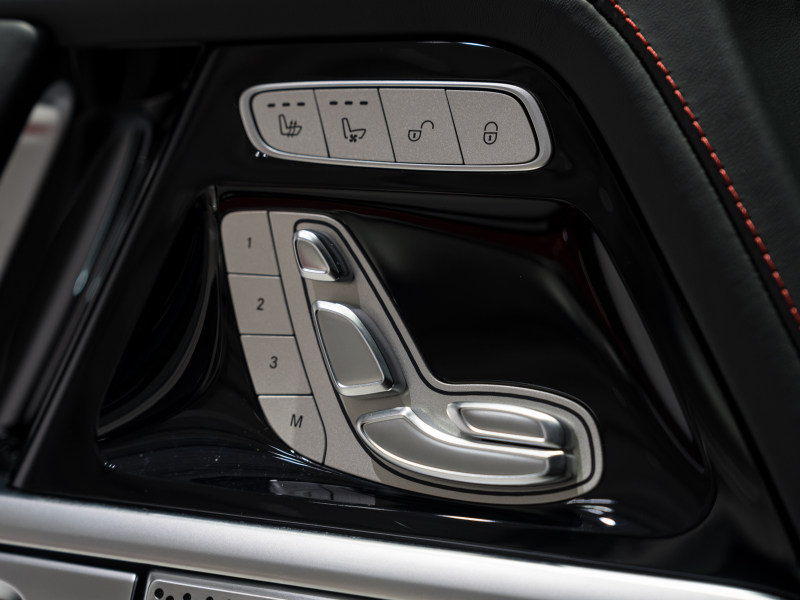 AMG Gクラス G63 Edition 1　正規D車 100台限定 左H AMGﾅｲﾄPKG 専用革 ｻﾝﾙｰﾌ 純正ﾅﾋﾞTV Burmester AMGﾊﾟﾌｫｰﾏﾝｽEX 専用22ｲﾝﾁAW　2年保証