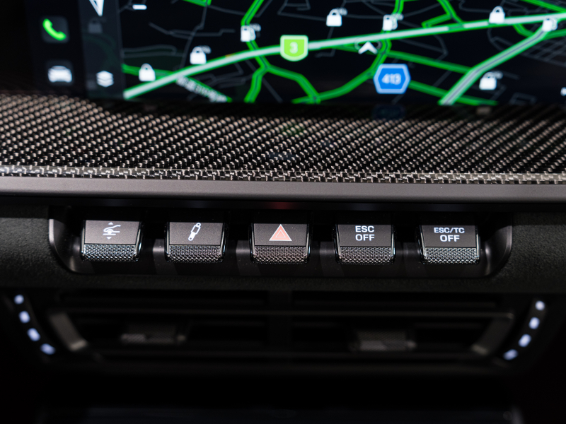 ポルシェ 911(Type992) GT3 PDK クラブスポーツPKG 正規D車 左H フロントリフト フルバケットシート カーボンルーフ PCMナビ CarPlay PDLSティンテッドLEDヘッドライト カーボンインテリアPKG 新車保証