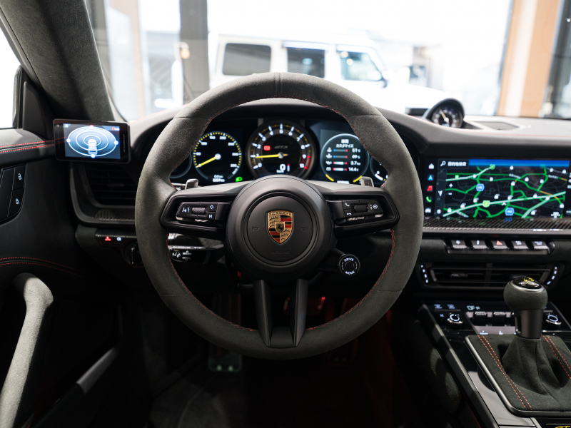 ポルシェ 911(Type992) GT3 PDK クラブスポーツPKG 正規D車 左H フロントリフト フルバケットシート カーボンルーフ PCMナビ CarPlay PDLSティンテッドLEDヘッドライト カーボンインテリアPKG 新車保証