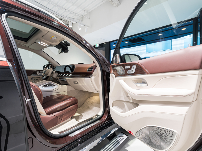 メルセデスマイバッハ GLS GLS600 4MATIC ﾌｧｰｽﾄｸﾗｽPKG　正規D車 4人乗り OPﾂｰﾄﾝｶﾗｰ ﾏﾎｶﾞﾆｰﾌﾞﾗｳﾝ&ﾏｷｱｰﾄﾍﾞｰｼﾞｭｲﾝﾃﾘｱ ﾊﾟﾉﾗﾏSR 純正MBUX 360ｶﾒﾗ Burmesterﾊｲｴﾝﾄﾞ ﾘｱｴﾝﾀｰﾃｲﾝﾒﾝﾄ　新車保証継承可