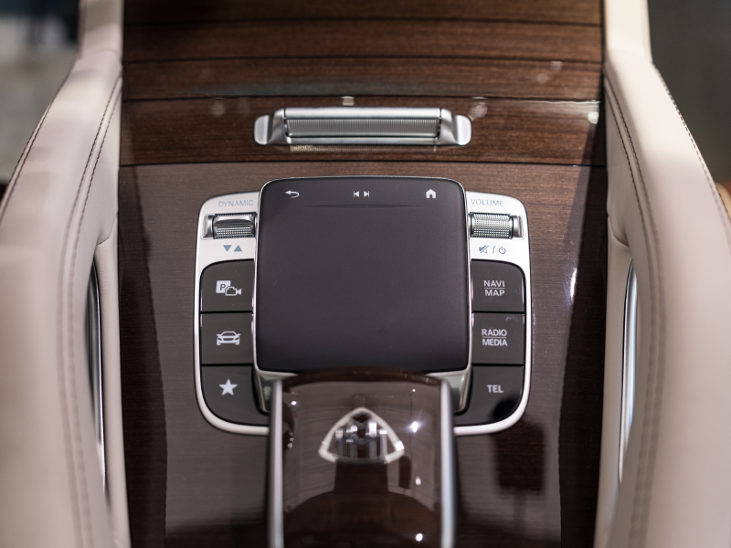 メルセデスマイバッハ GLS GLS600 4MATIC ﾌｧｰｽﾄｸﾗｽPKG　正規D車 4人乗り OPﾂｰﾄﾝｶﾗｰ ﾏﾎｶﾞﾆｰﾌﾞﾗｳﾝ&ﾏｷｱｰﾄﾍﾞｰｼﾞｭｲﾝﾃﾘｱ ﾊﾟﾉﾗﾏSR 純正MBUX 360ｶﾒﾗ Burmesterﾊｲｴﾝﾄﾞ ﾘｱｴﾝﾀｰﾃｲﾝﾒﾝﾄ　新車保証継承可