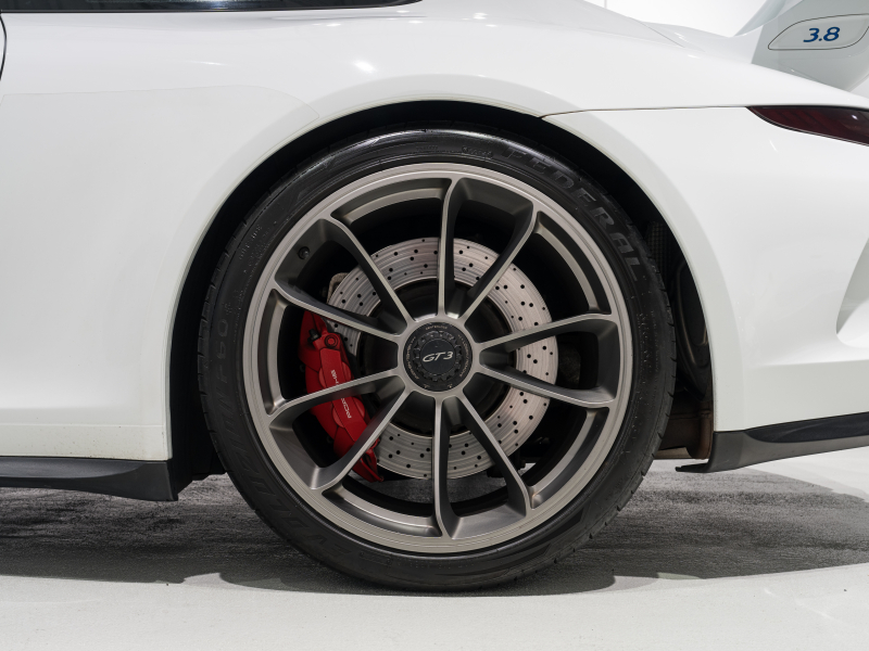 ポルシェ 911(Type991.1) GT3 PDK　2015年ﾓﾃﾞﾙ 並行輸入 左H 4wayｽﾎﾟｰﾂｼｰﾄ ﾃﾞｨｽﾌﾟﾚｲｵｰﾃﾞｨｵ Bｶﾒﾗ ｶｽﾀﾑﾍｯﾄﾞﾗｲﾄ Shark Werks Track Exhaust ASRﾊﾞﾙﾌﾞｺﾝﾄﾛｰﾗｰ 純正20AW