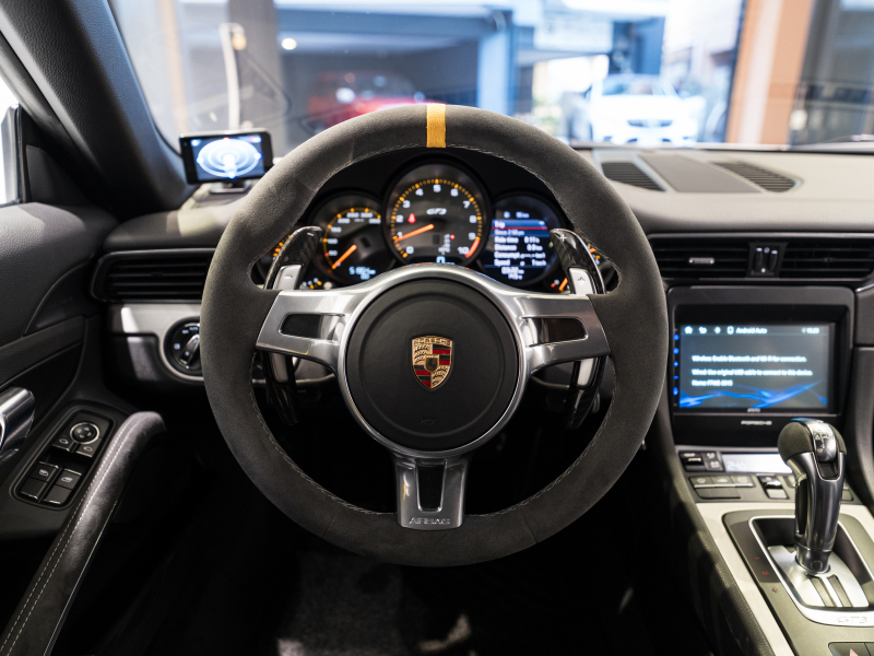 ポルシェ 911(Type991.1) GT3 PDK　2015年ﾓﾃﾞﾙ 並行輸入 左H 4wayｽﾎﾟｰﾂｼｰﾄ ﾃﾞｨｽﾌﾟﾚｲｵｰﾃﾞｨｵ Bｶﾒﾗ ｶｽﾀﾑﾍｯﾄﾞﾗｲﾄ Shark Werks Track Exhaust ASRﾊﾞﾙﾌﾞｺﾝﾄﾛｰﾗｰ 純正20AW